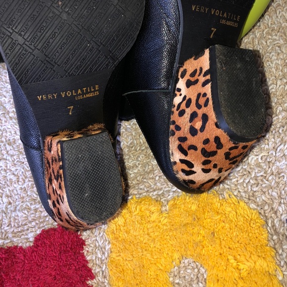 🌴Very  Volatile Chica Mule Leather Bootie - Picture 4 of 8